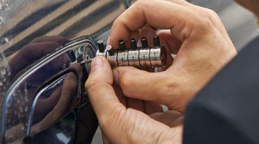 Expert new roof installation services in Walcott, IA